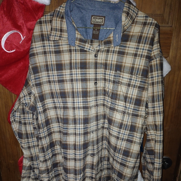Man's shirt - Picture 1 of 5